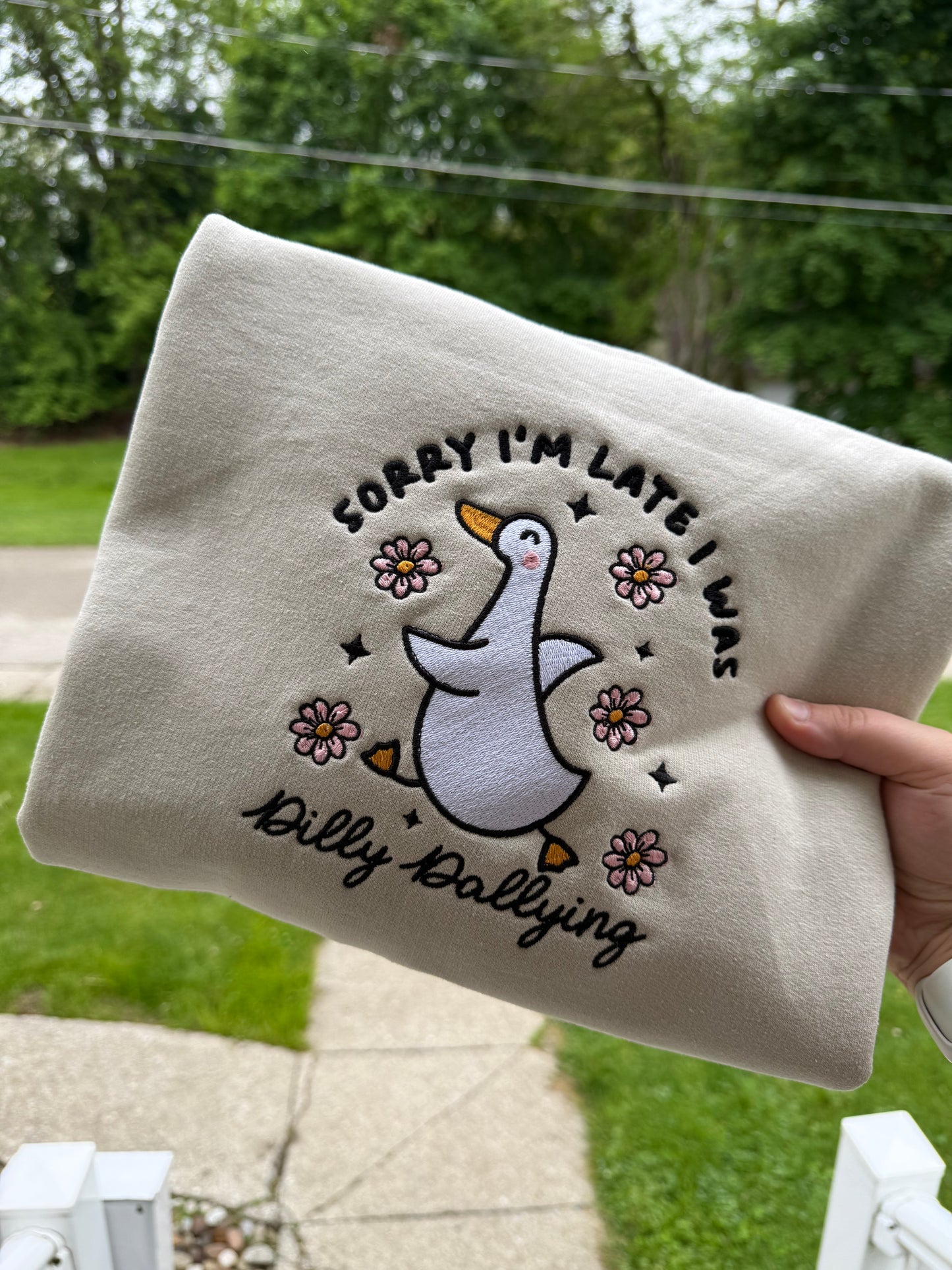 Dilly Dallying Goose