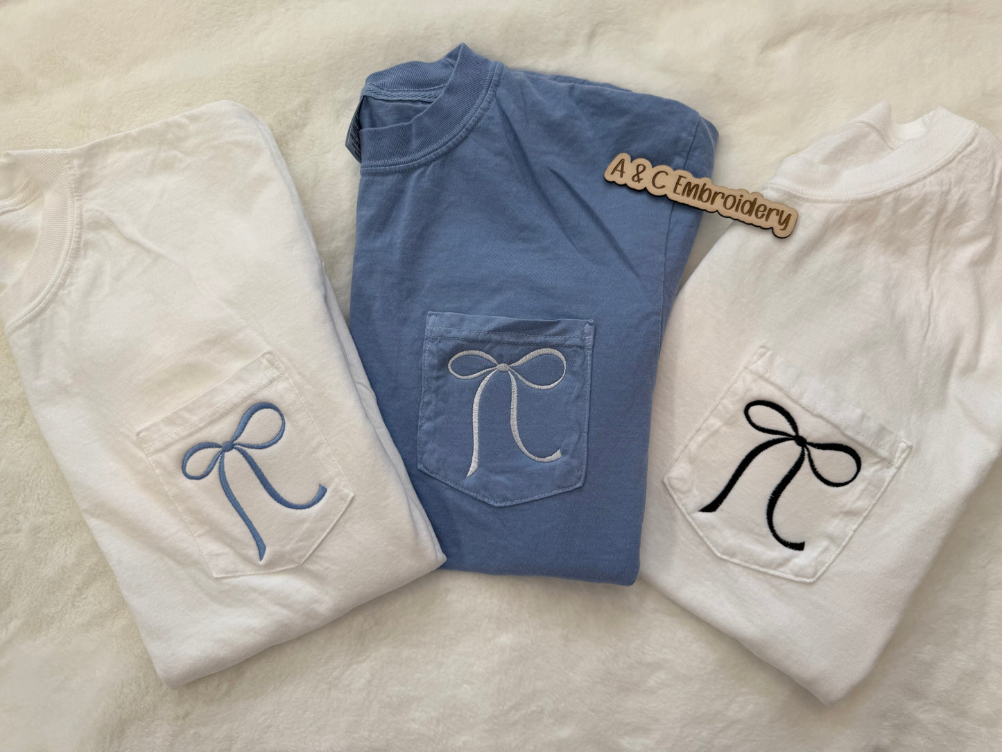 Comfort Color Pocket Bow